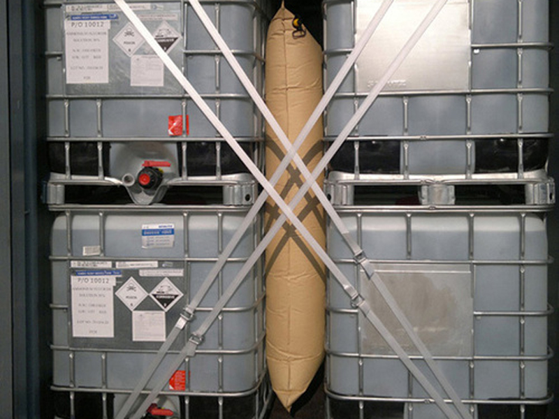 inflatable-dunnage-bag-in-chemical