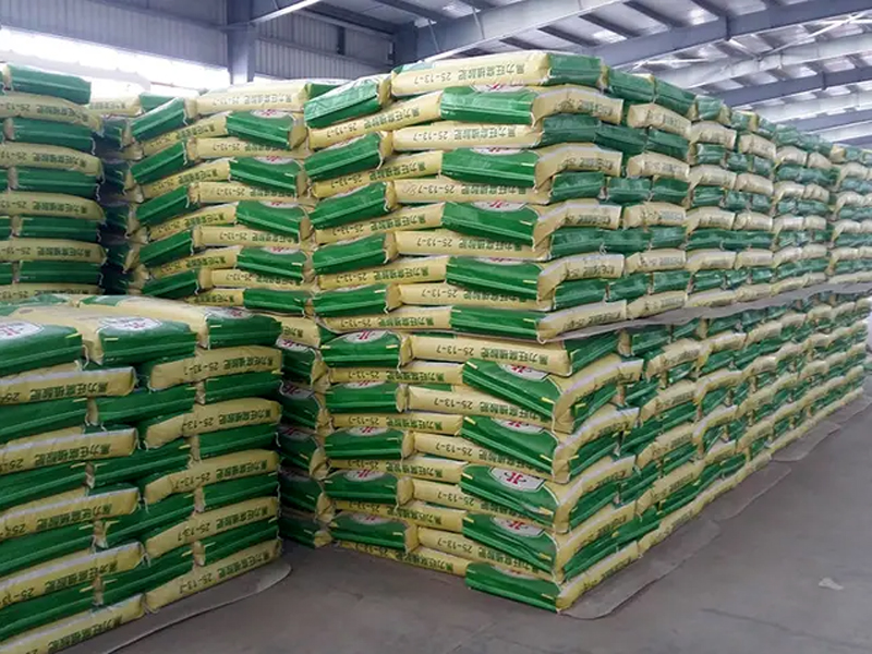 plastic-slip-sheet-in-fertilizer