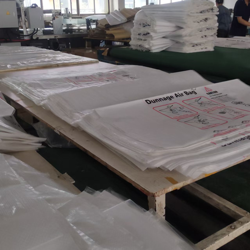 3-poly-woven-dunnage-bag-production.jpg