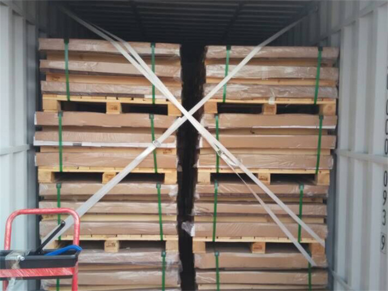 composite strap for carton